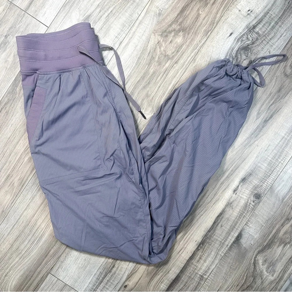 Lululemon Athletica Dance Studio Jogger - Picture 5 of 10